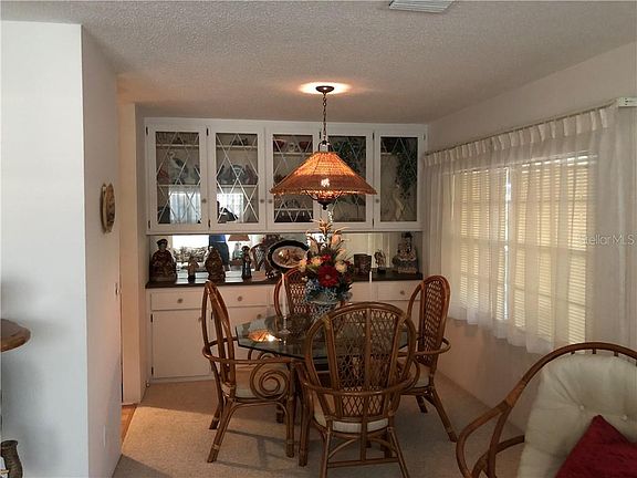 3rd image of 601 Pine Grove Ct