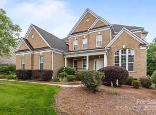 561 Keystone Ct NW, Concord, NC 28027