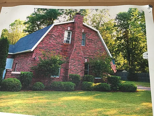 12 Harold Ave Photo 1