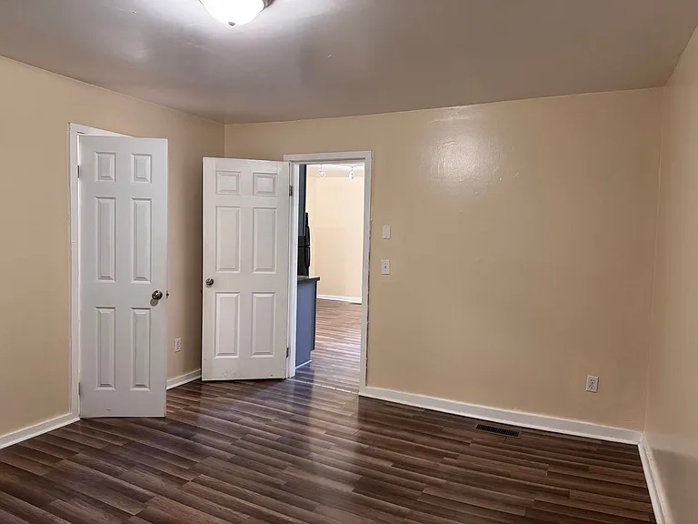 1240 Old Liberty Rd — Photo 19