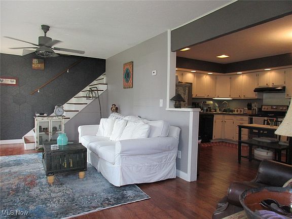 4th image of 3063 Princeton St