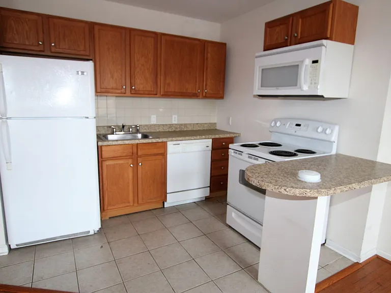 2829 W Girard Ave #3 — Photo 3