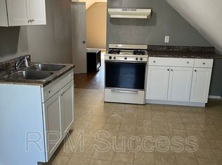 69 South St APT 3, New Bedford, MA 02740