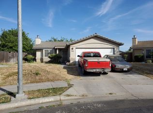 1414 Carmen Ave, Madera, CA 93638
