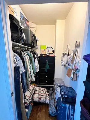 Rented by Mdays Realty | media 12