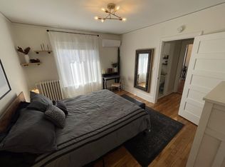 1222 Saint Clair Ave, Saint Paul, MN 55105