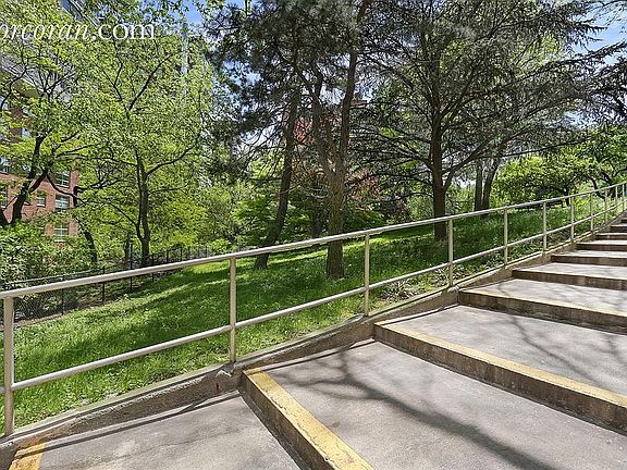 5th image of 549 W 123rd St APT 5F