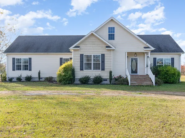 841 Crows Foot Rd, Mount Olive, NC 28365