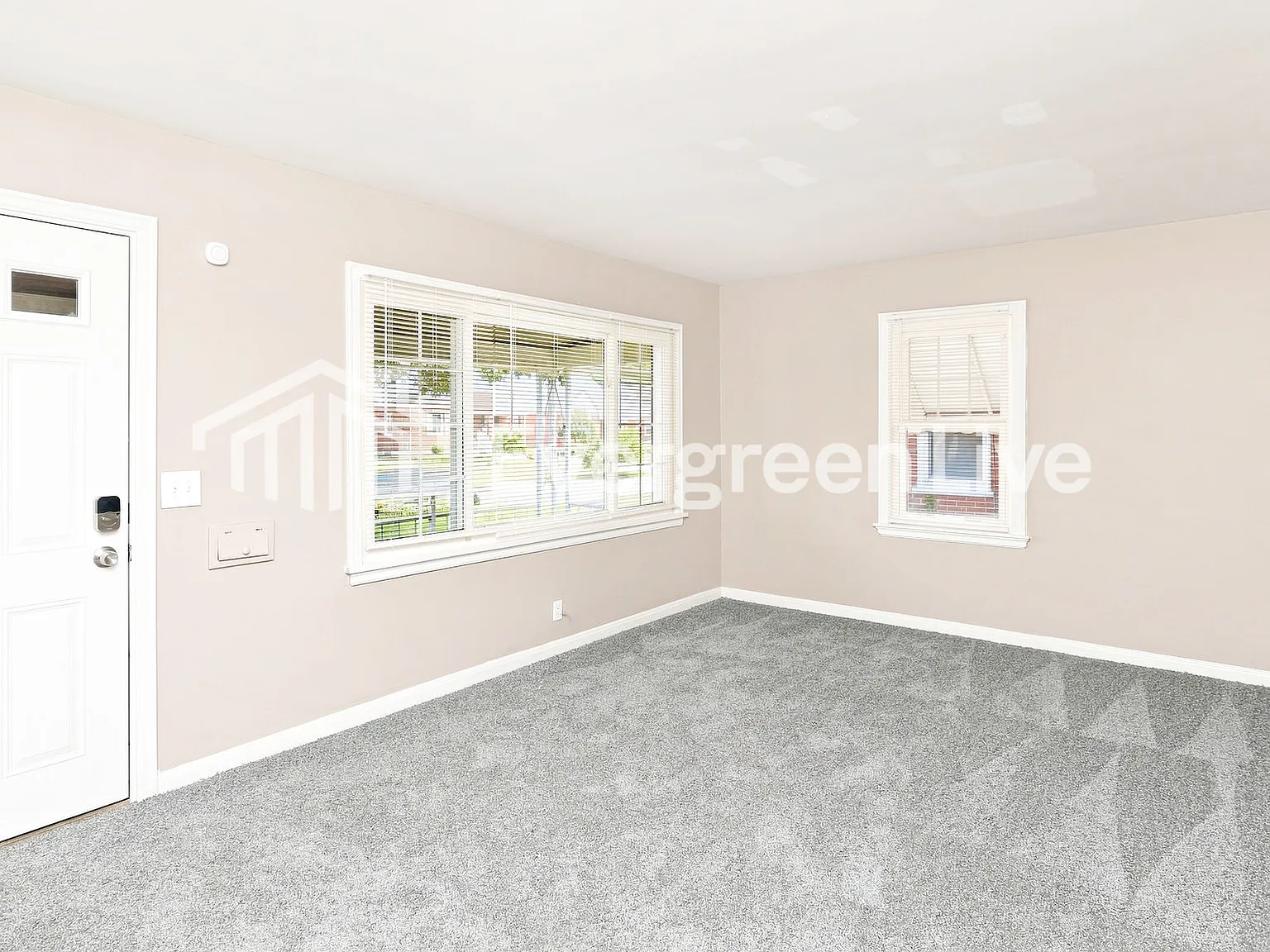 3 bed, 1.0 bath, 1363 sqft, $1,645 — Photo 4
