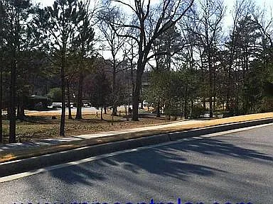 3200 Mossy Creek Dr — Photo 5