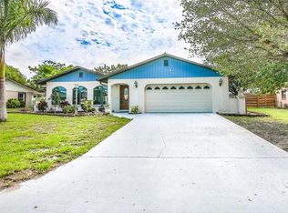 1451 Georgetowne Dr, Sarasota, FL 34232
