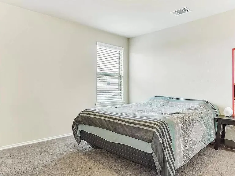 1402 Bent Grass Dr — Photo 21