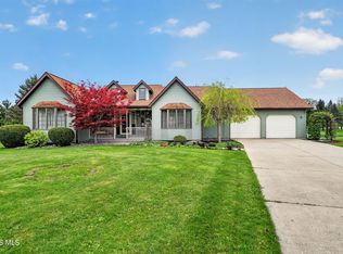 110 Shaffer Blvd, Bryan, OH 43506