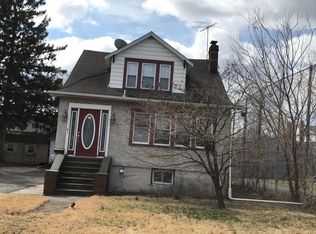 81 Blauvelt Pl, Hackensack, NJ 07601