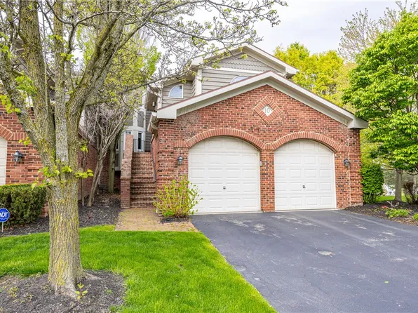 10 Mountain Ash Trl, Webster, NY 14580