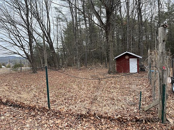 2nd image of 776 Brainards Forge Rd