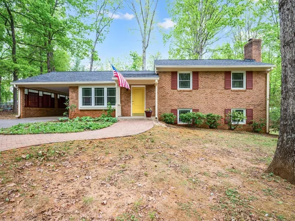 103 Jane Randolph St, Forest, VA 24551