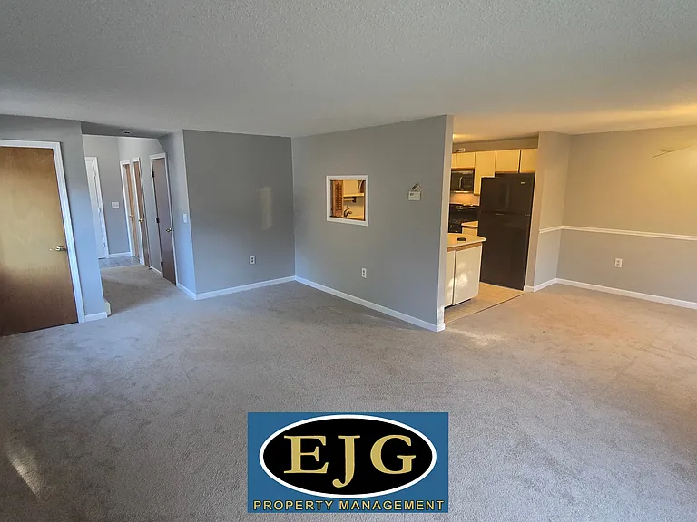 43 Indian Rock Rd — Photo 12