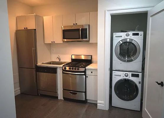 Rented by Platinum Properties | media 19