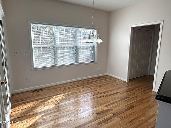5th image of 4921 Crosswinds Drive