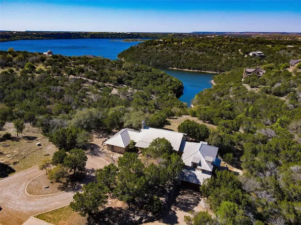 1050 Governors Cove Ct, Graford, TX 76449