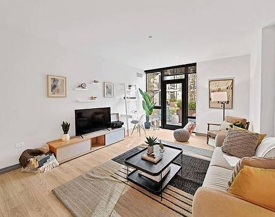 1st image of 2156 N Elston Ave #229