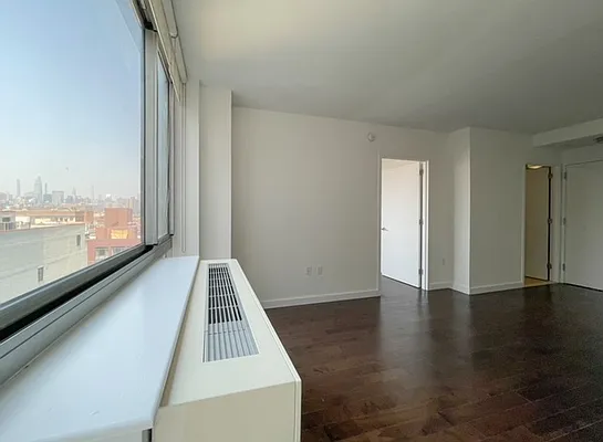 Rented by Kahen Properties | media 18