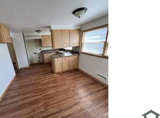 4922 N 40th St, Milwaukee, WI 53209