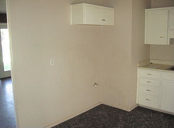 3rd image of 9218 Agan Ln
