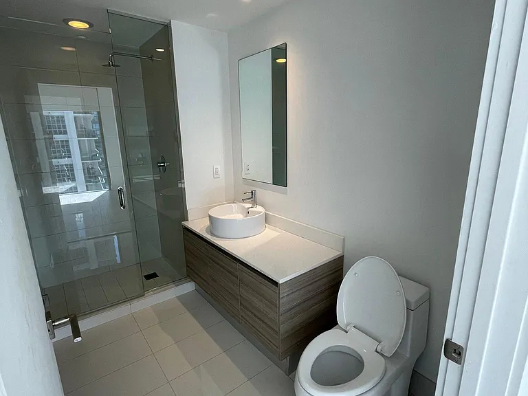101 NE 34th St #1701 — Photo 9