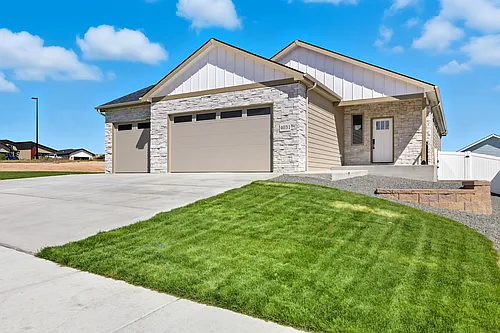4031 Saddleback Ln Photo 1