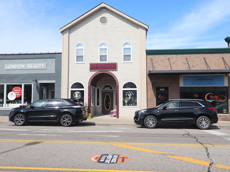 Fantastic Downtown Brighton location