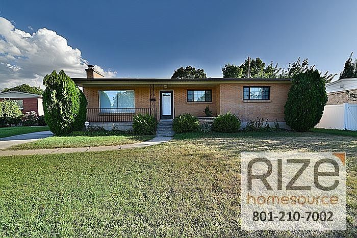 1st image of 872 E Mar Jane Ave