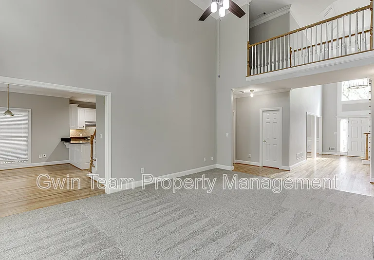 9345 Riverclub Pkwy — Photo 11