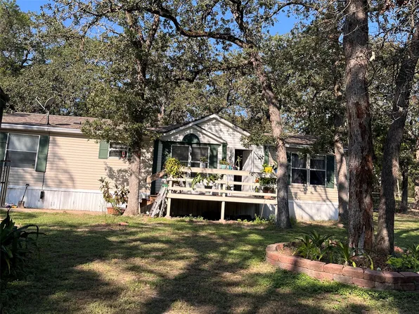 242 Shadow Oak Dr, Bastrop, TX 78602