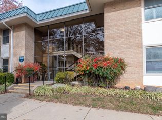 3630 Gleneagles Dr #8-3A, Silver Spring, MD 20906