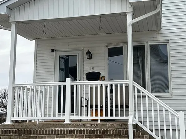 16 N 8th St, Kulpmont, PA 17834