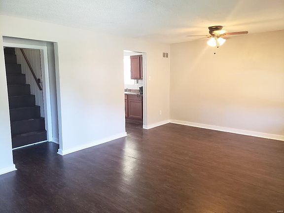 3rd image of 418 N Dade Ave