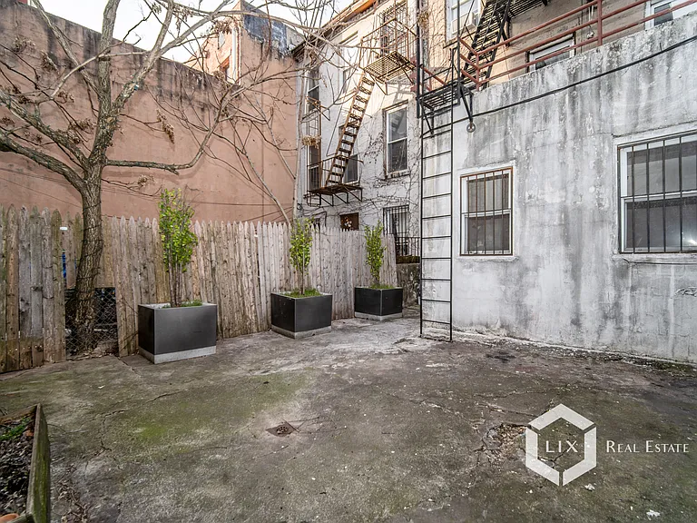 784 Bergen St #1R — Photo 1