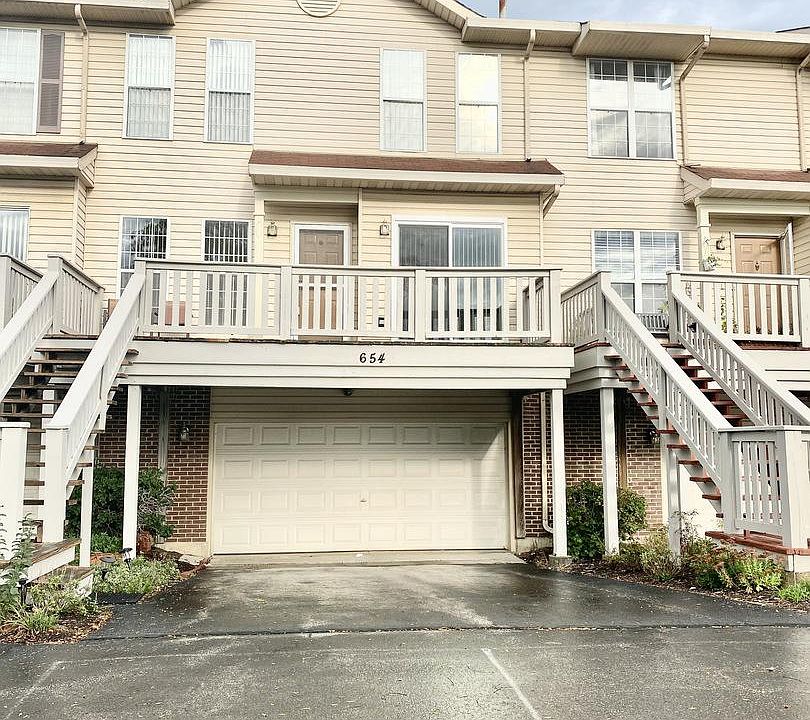 1st image of 654 W Parkside Dr