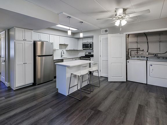 3rd image of 641 Highland Park Dr #D
