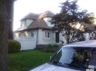 18607 Jordan Ave, Saint Albans, NY 11412