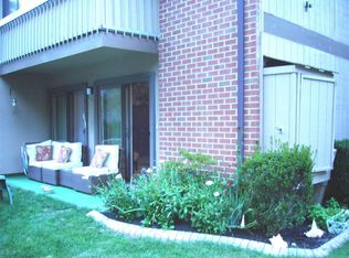 30 Western Reach, Red Bank, NJ 07701
