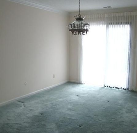 5th image of 5329 Thicket Hill Ln