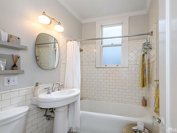 3rd image of 1905 Laguna St APT 306