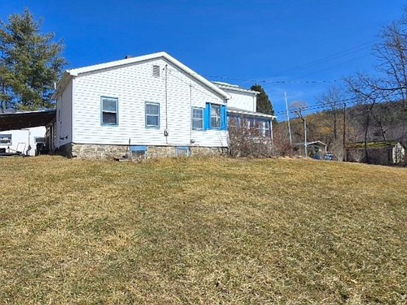 3rd image of 237 Talmadge Hill Rd W