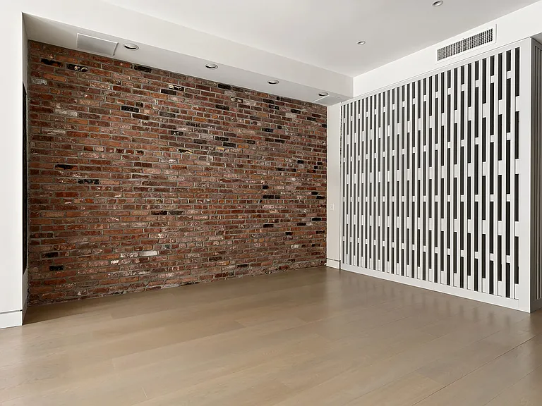 35 N Moore St #5C — Photo 7