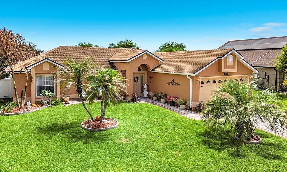 1st image of 2842 BERKSHIRE CIRCLE