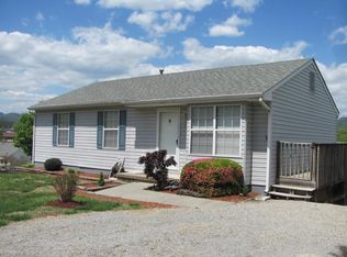856 Orlando Ct, Roanoke, VA 24019