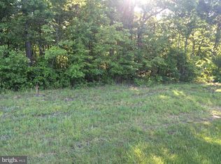 Berry Rd, Waldorf, MD 20602